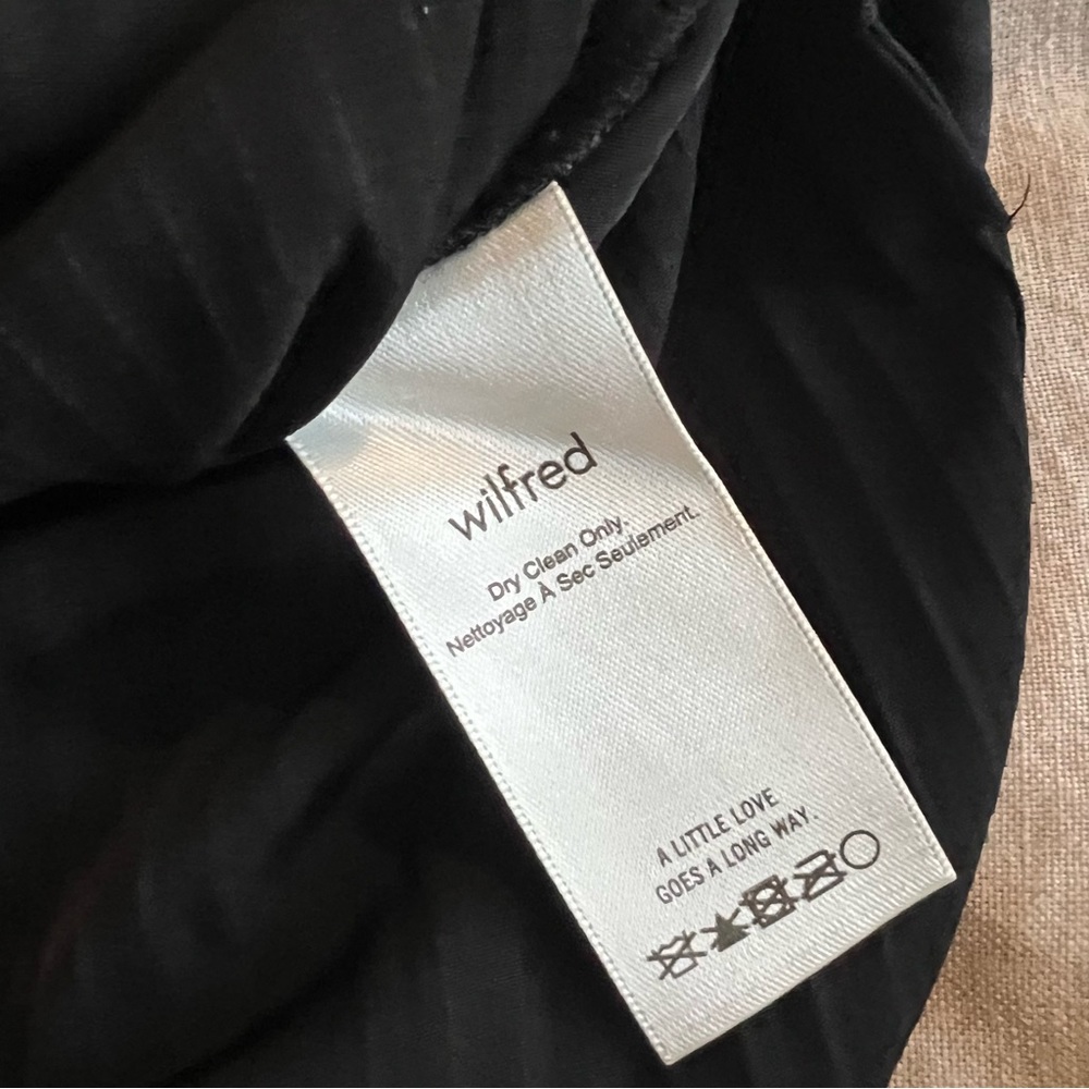 ❌SOLD❌ Aritzia Wilfred Black Celesse Midi Skirt - Picture 6 of 8
